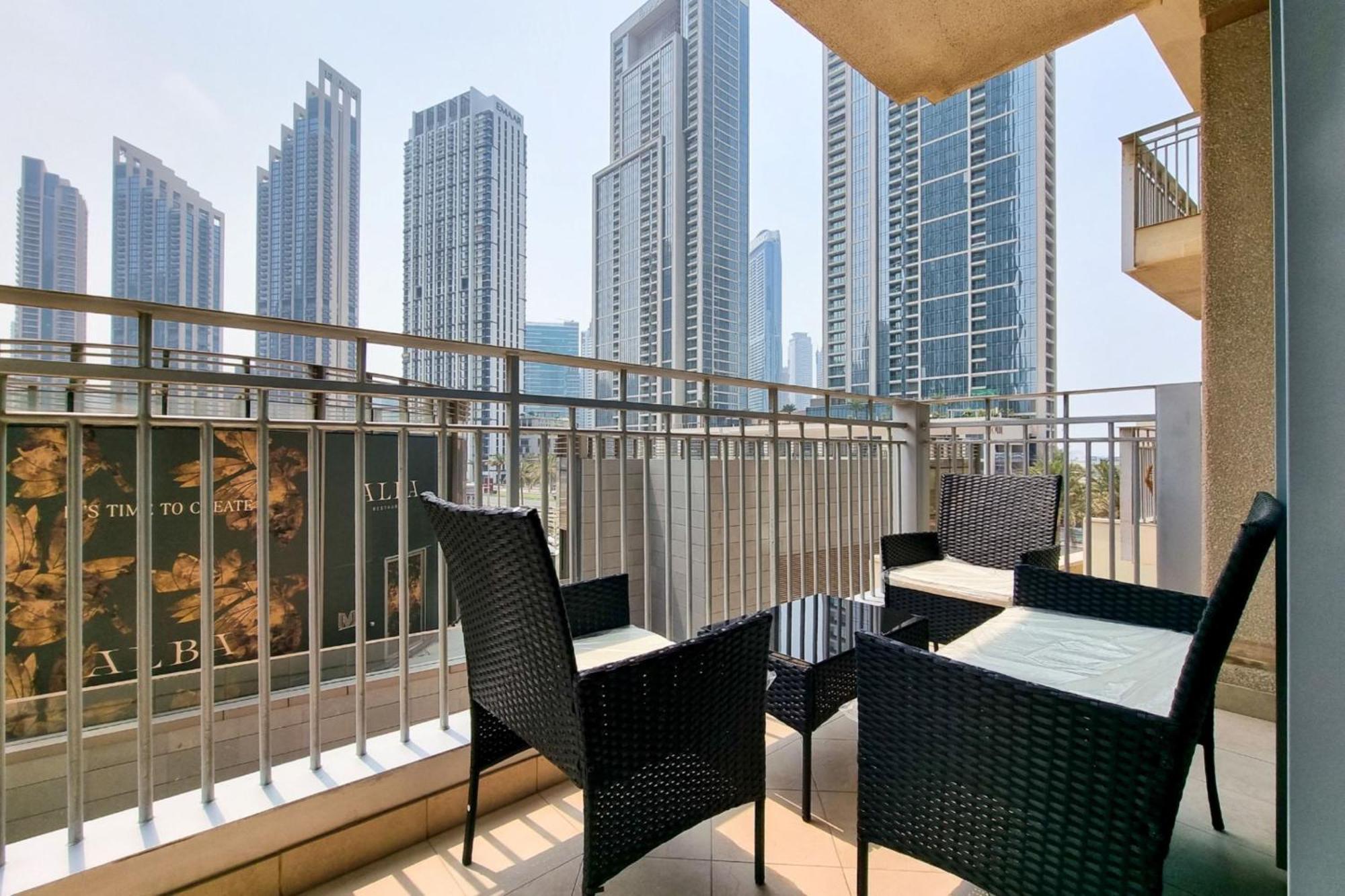 Apartment Modern And Stylish 1br - Standpoint Dubai